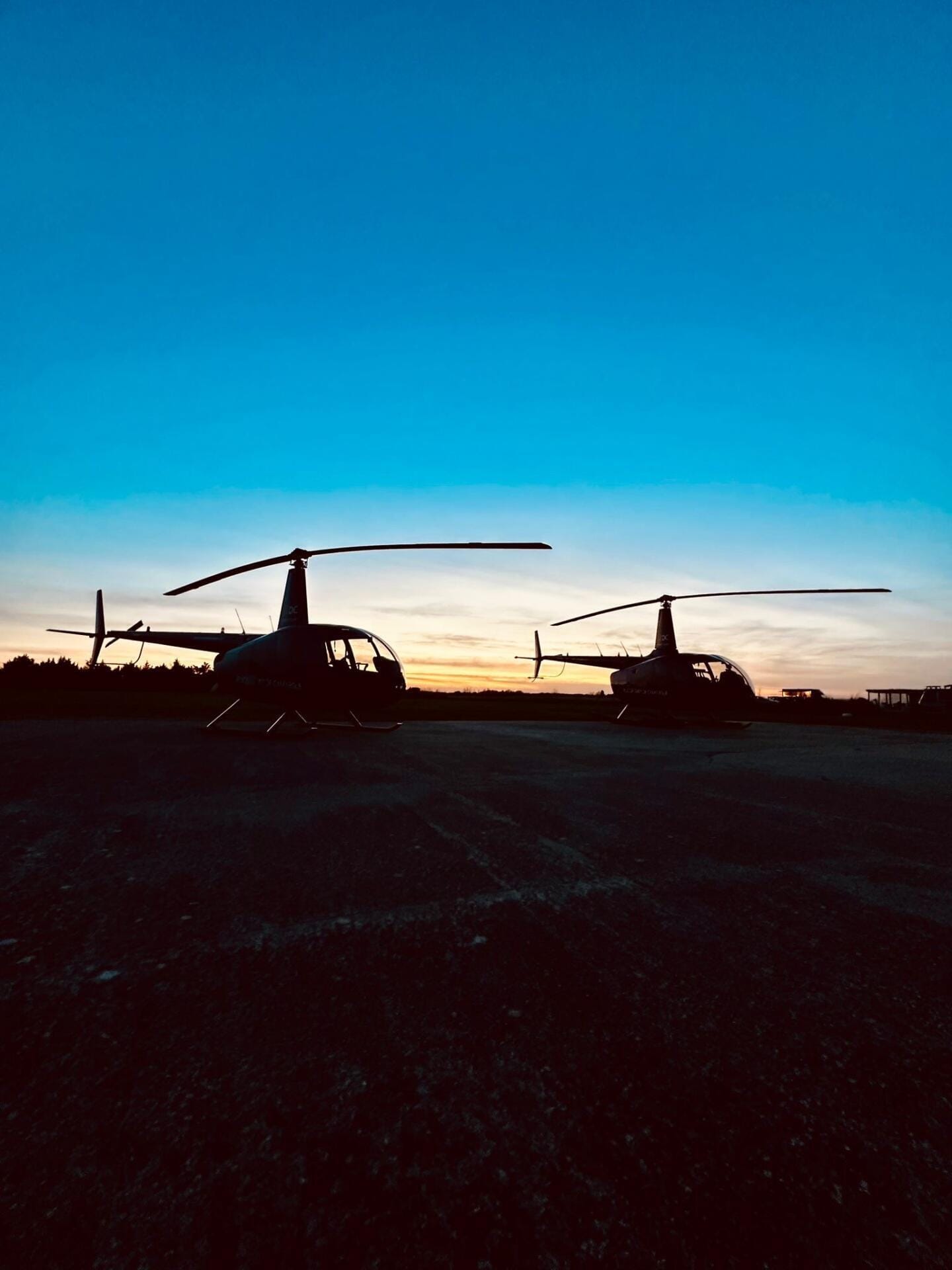 Coucher du soleil a bord d’un hélicoptère