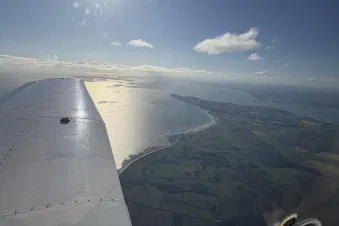 Sightseeing flight with possibility to land at Lee on Solent