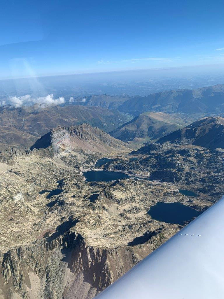 Survol des Pyrénées depuis Toulouse