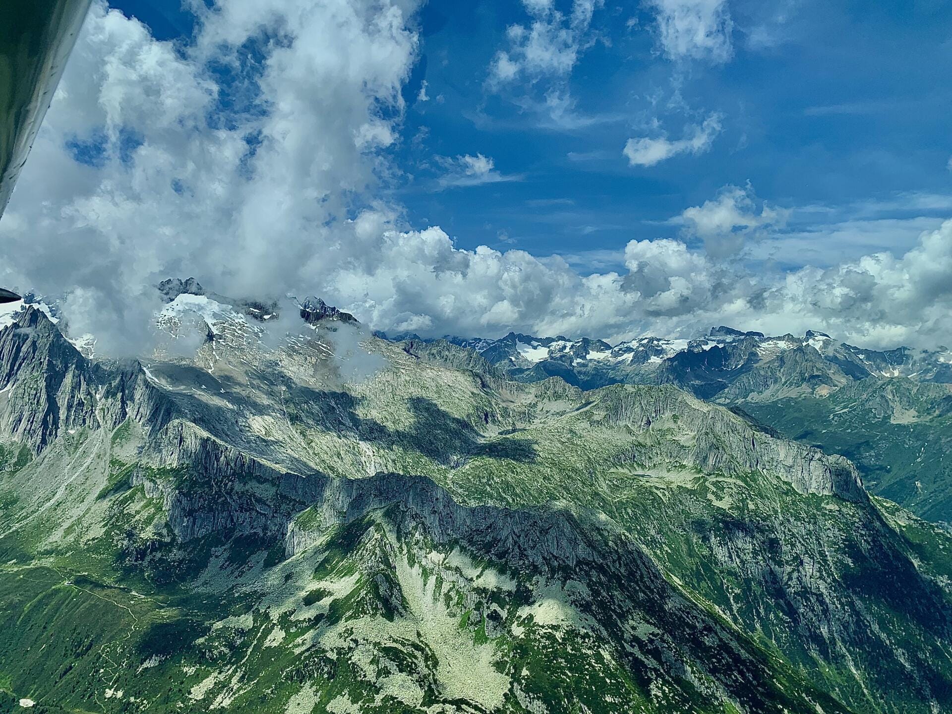 wunderschöne Voralpen und Alpenregion