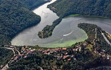 Survol des Gorges Loire jusqu'à Roanne + St Victor sur Loire