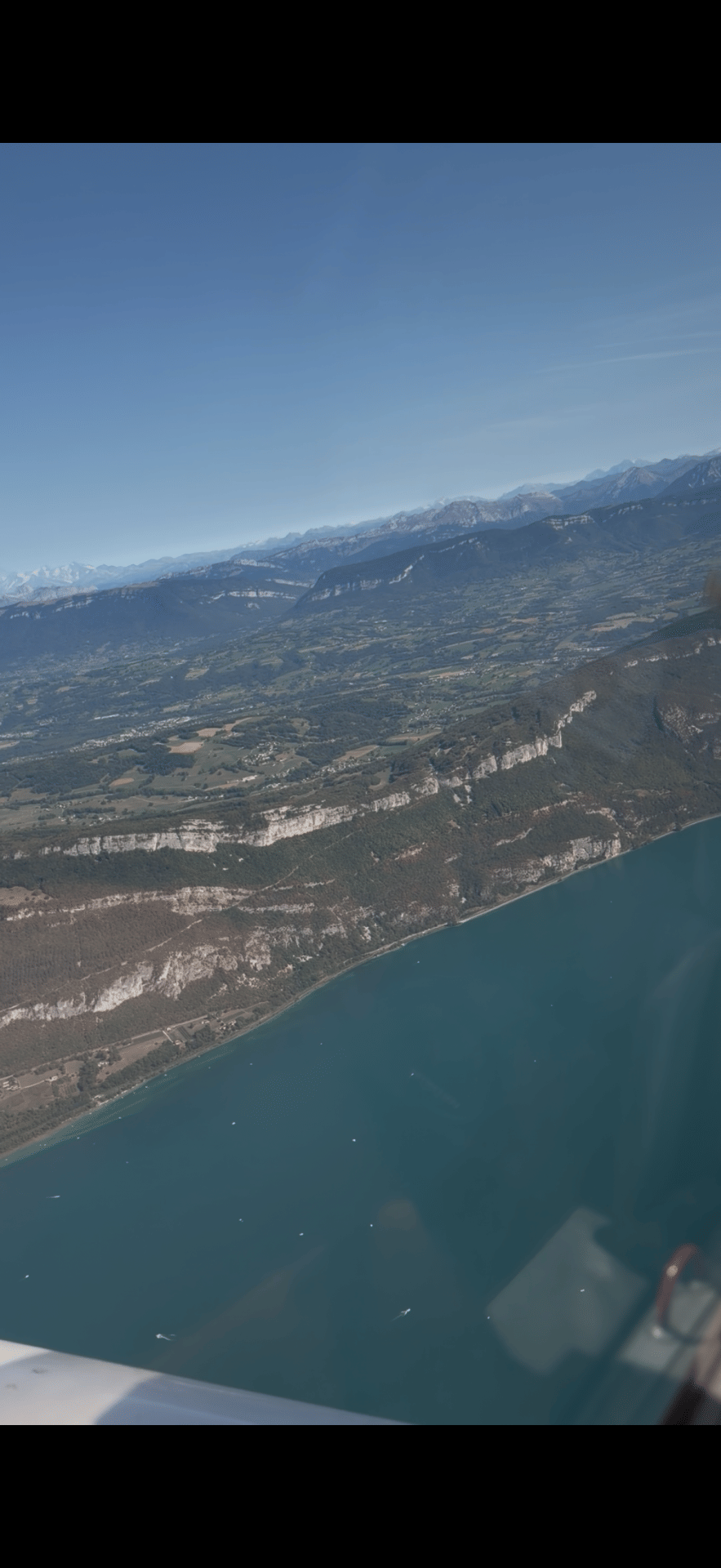 🏔️ Entre lacs et montagnes : découvrez la Savoie du ciel