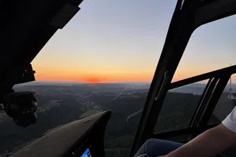 Helikopter-Flug zwischen Alpen und Mittelland – ab Mollis