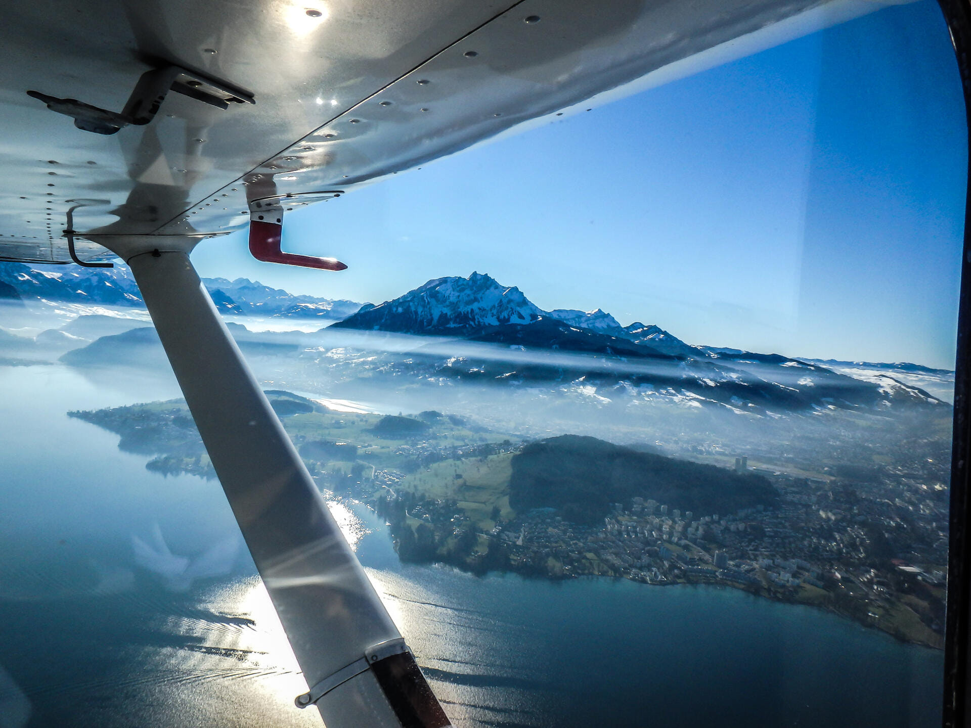 Exklusiver Alpenflug – Pilatus, Titlis & Rigi