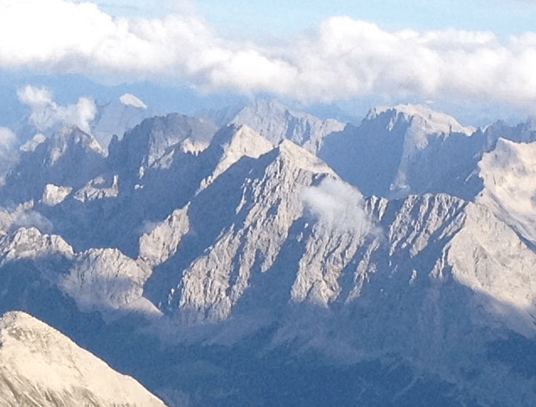 Zugspitze, 3 Zinnen, Großglockner mit Stopp in Zell am See (C177 R Cardinal)