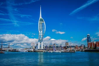 Coast Sightseeing- Portsmouth, Isle of Wight & Brighton
