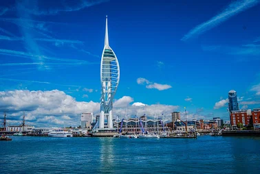 Coast Sightseeing- Portsmouth, Isle of Wight & Brighton
