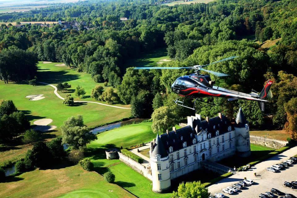 Vol Privatif en Hélicoptère - Châteaux de l'Essonne