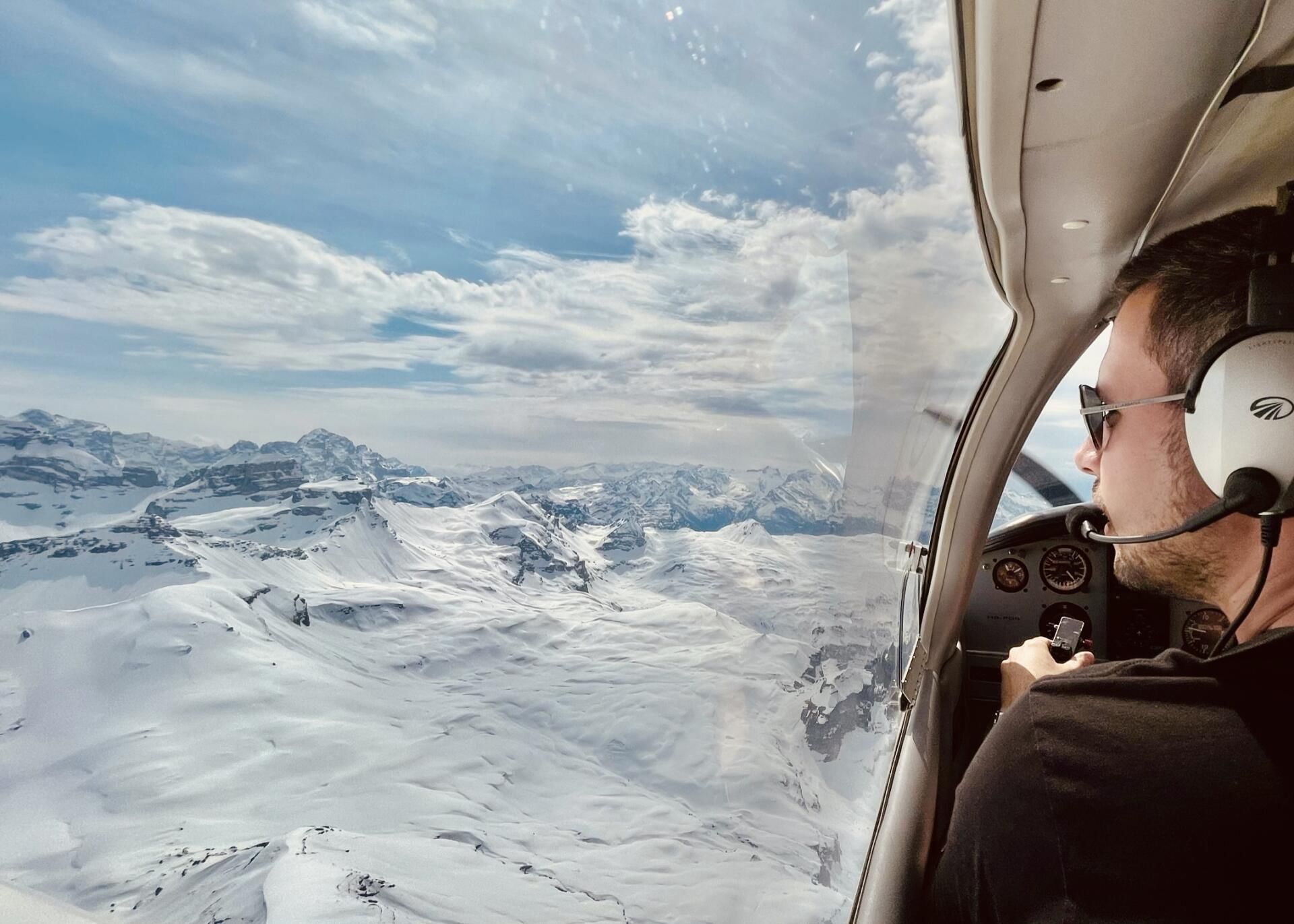 ❄️ Winterspezial – Fliegen im Winterwunderland! ✈️☃️