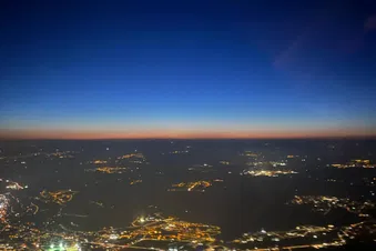 Magie des lumières de Lyon ✨ – Vol de nuit panoramique