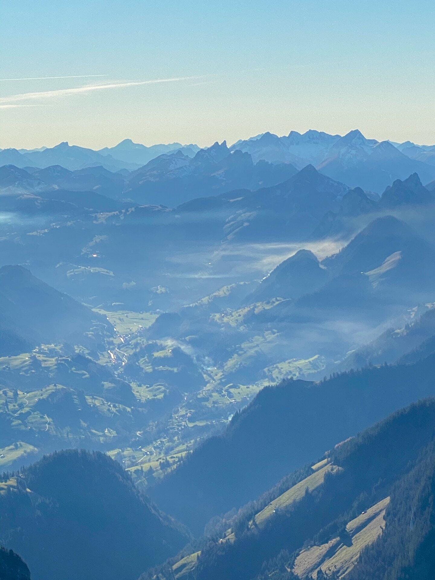 De la Gruyère au lac de Thoune