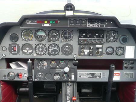 Vue intérieur DR400