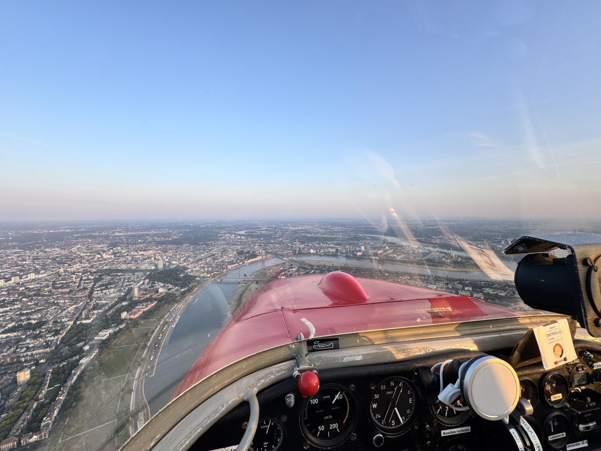 Rundflug ab Dinslaken – Ziele nach Wunsch