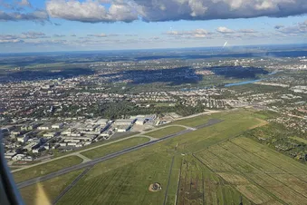 Erlebnisreicher Flug nach Hamburg (Beliebiger Flug möglich)
