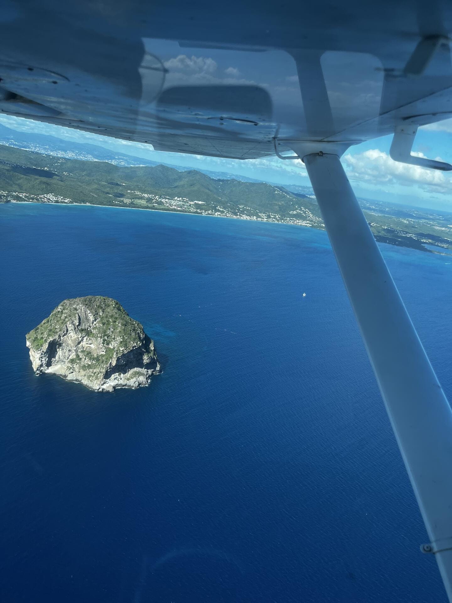 Martinique vue du ciel – Tour complet en avion