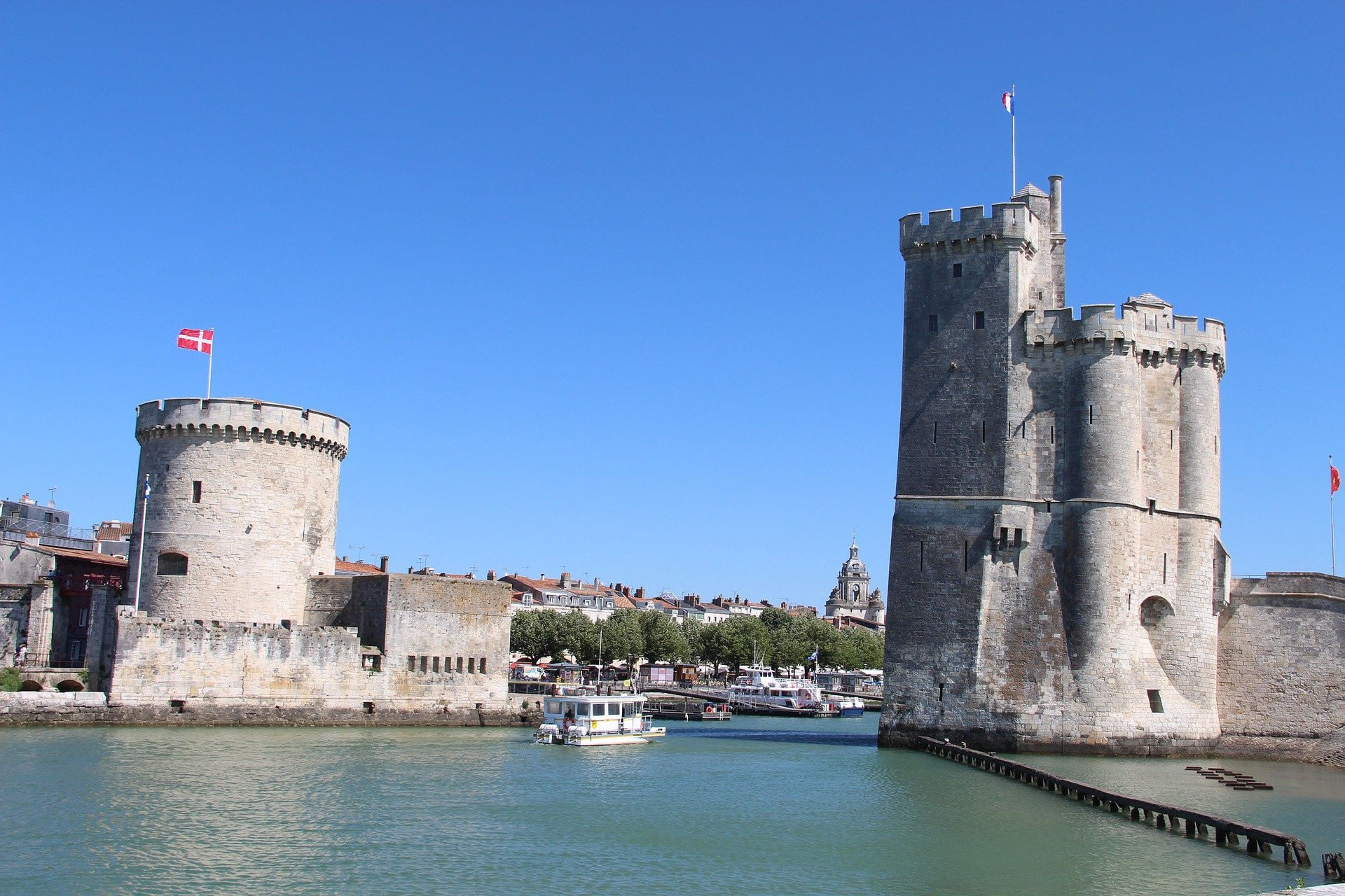 Excursion flight: Trip to La Rochelle