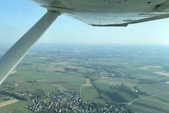 Tagesausflug nach Juist mit Blick auf Meyer Werft