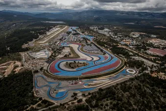 La sainte victoire de Cézanne, d’en haut.