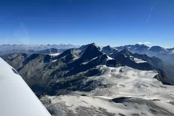 Survol des alpes avec pause midi à Locarno ou Lugano