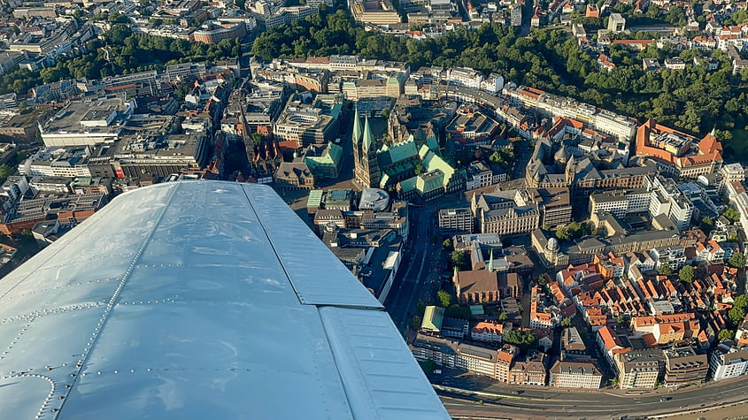 Erlebe Bremen von oben in einem unvergesslichen Rundflug!