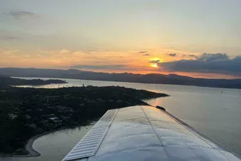 Vol au dessus du golfe de Saint Tropez