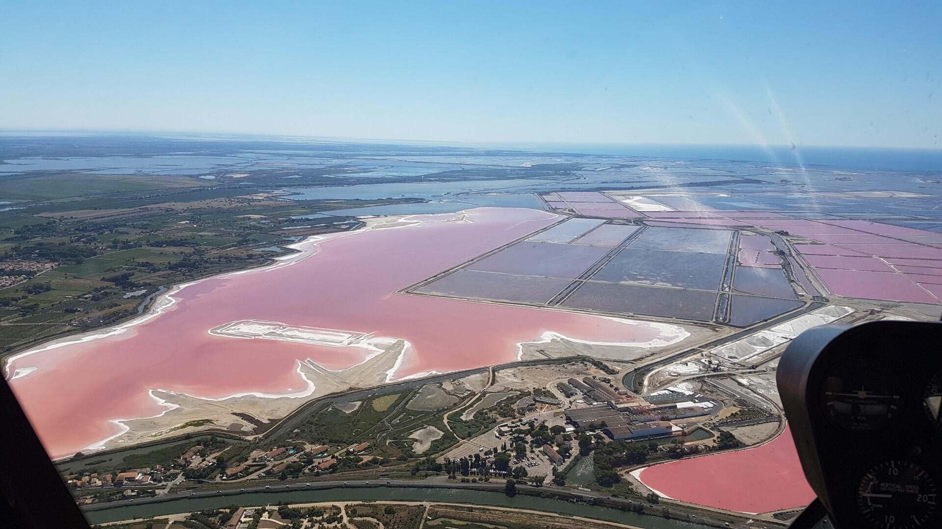Nîmes et ses alentours en hélicoptère - 20 min