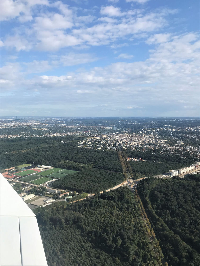 Survol du château de Chantilly (ULM XL8)