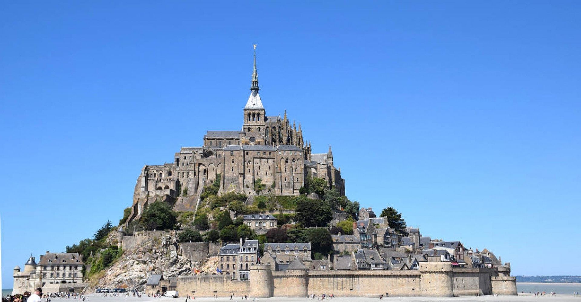 Visit Mont St Michel from London