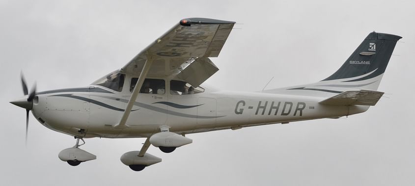 Private Flyer and Golf exhibition at Wycombe Air Park