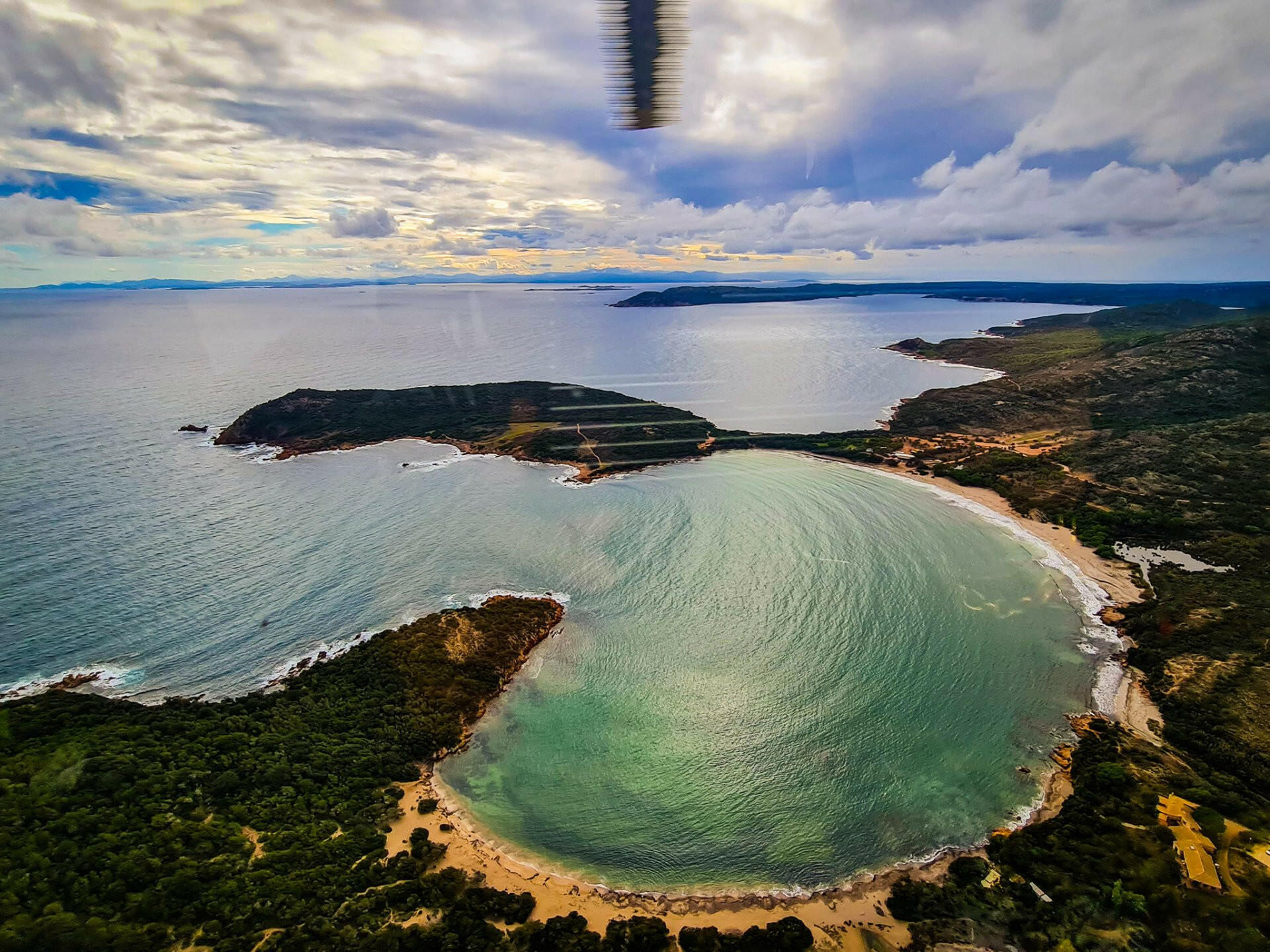 Survol de la Provence et sa côte méditerranéenne en hélico !