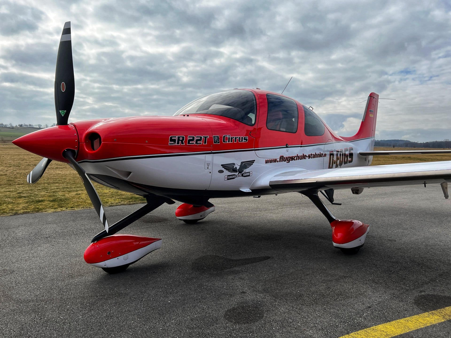 Cirrus SR22 T