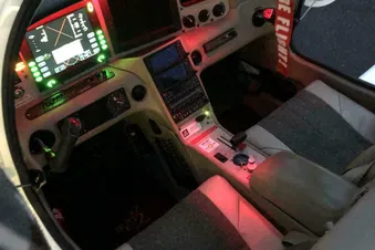 Cockpit du Cirrus SR20