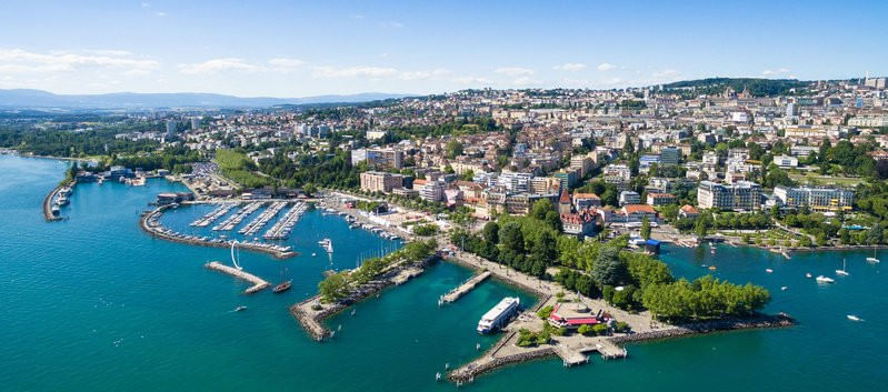 Les beautés de la chaîne du Jura et des lacs suisses romands