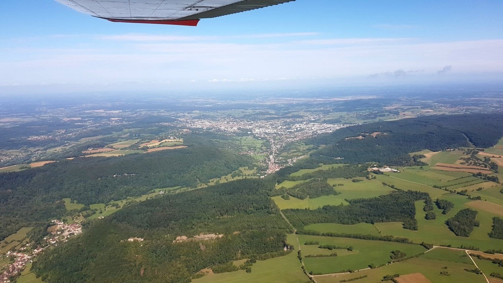 Découvrez le Jura et survolez le lac de Vouglans