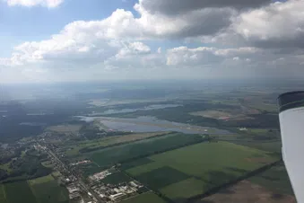 Ein "kleiner" Rundflug über das Oderbruch, entlang der ODER