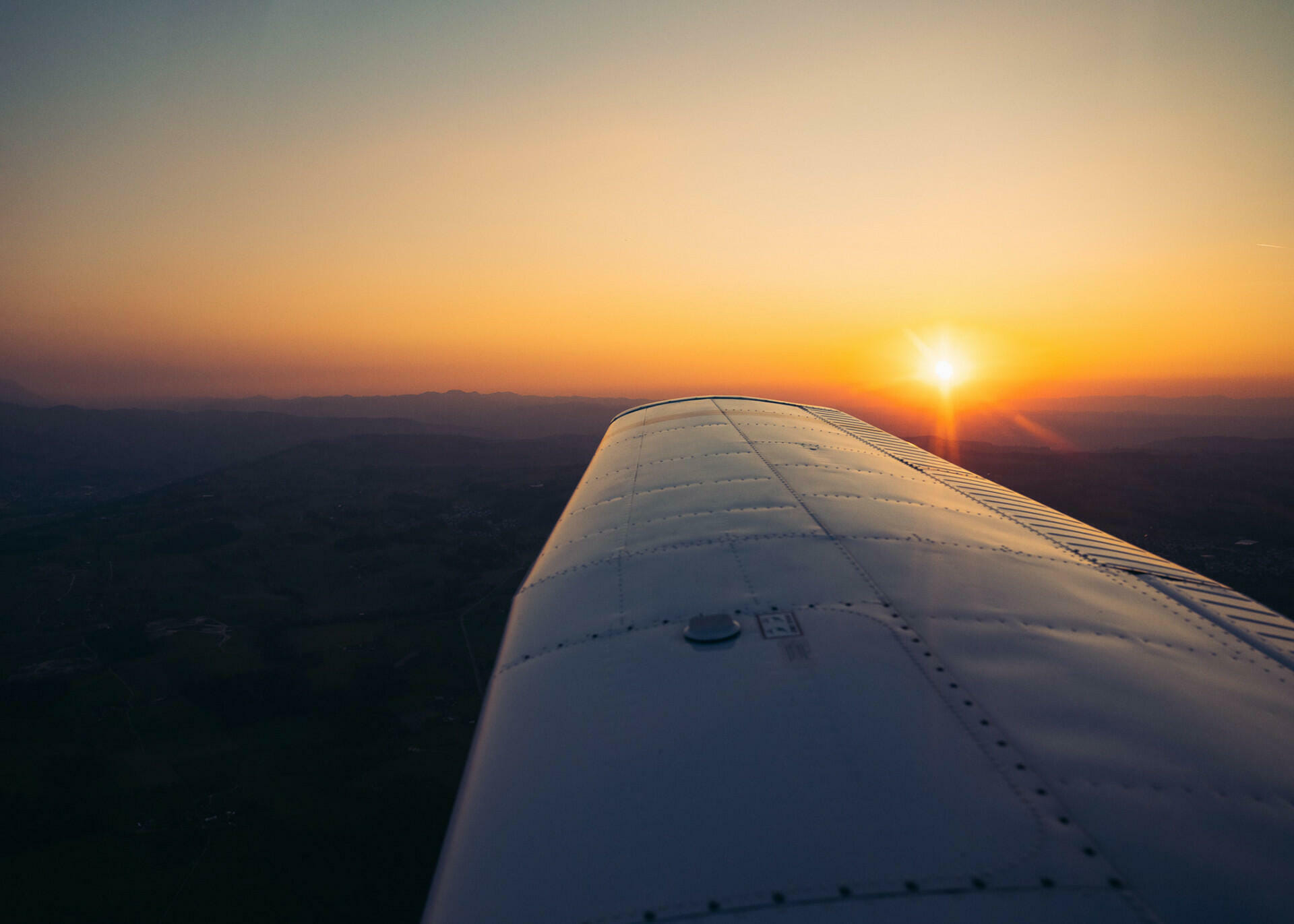 Dem Sonnenuntergang entgegen