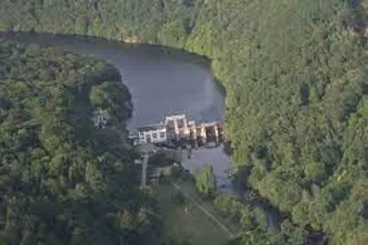 Lac de Vassivière par le Taurion 3 passagers