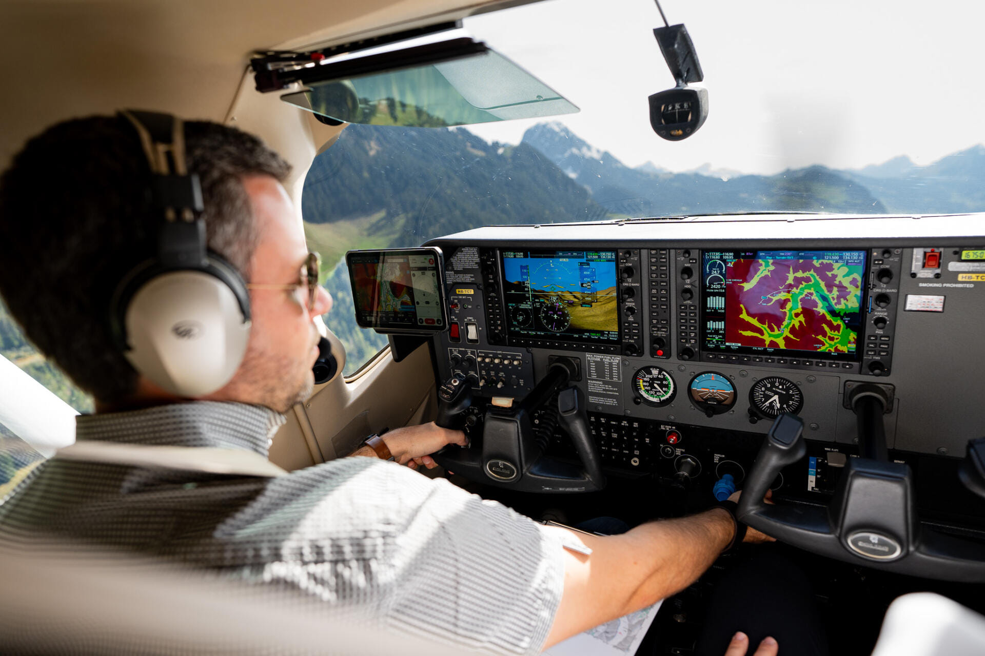 Blick ins moderne Cockpit