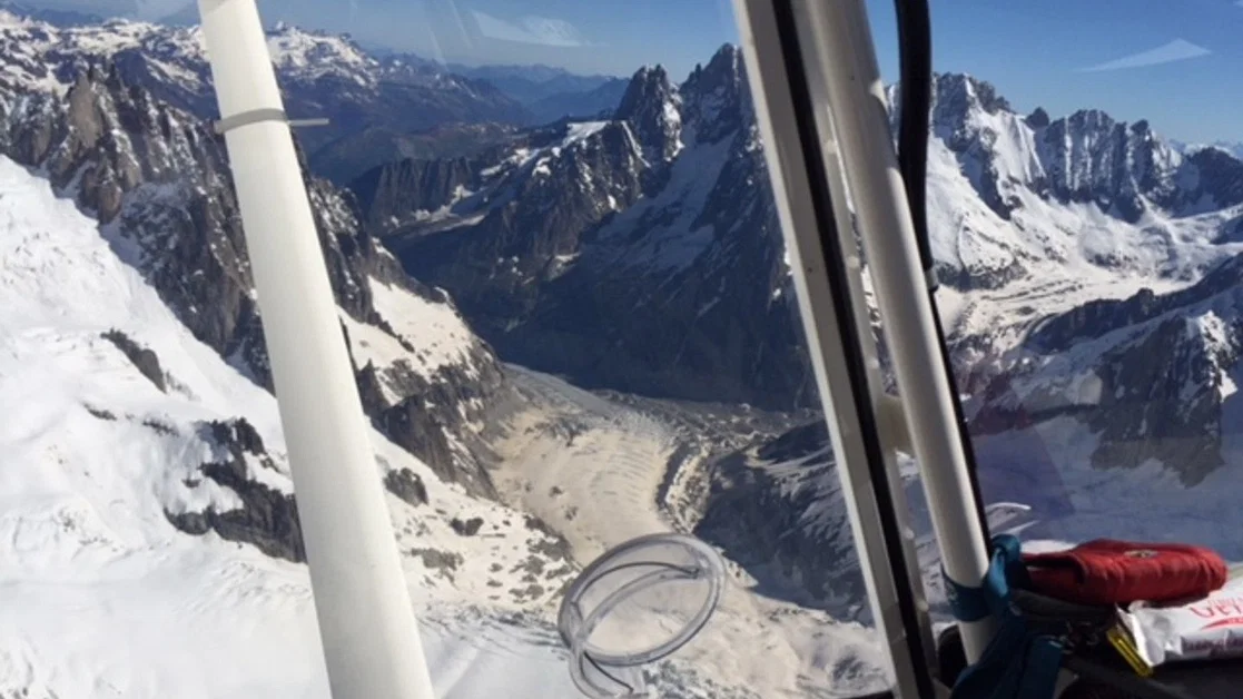 Survol des Alpes et du massif du Mont Blanc