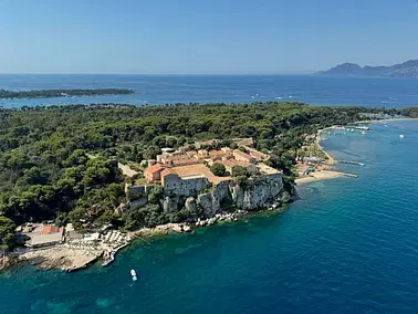 Cannes et les îles de Lérins - Vol privé - AS350