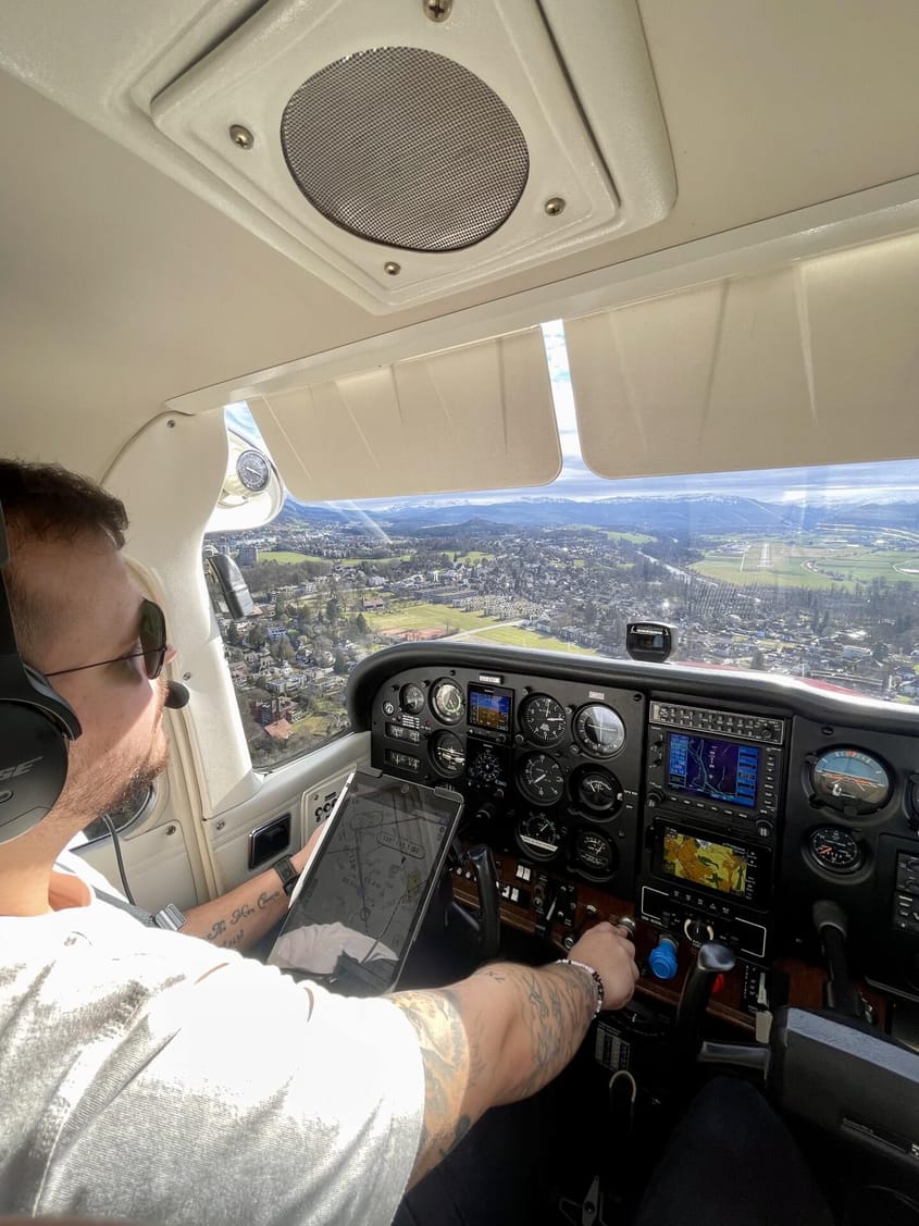 30‘ Rundflug
