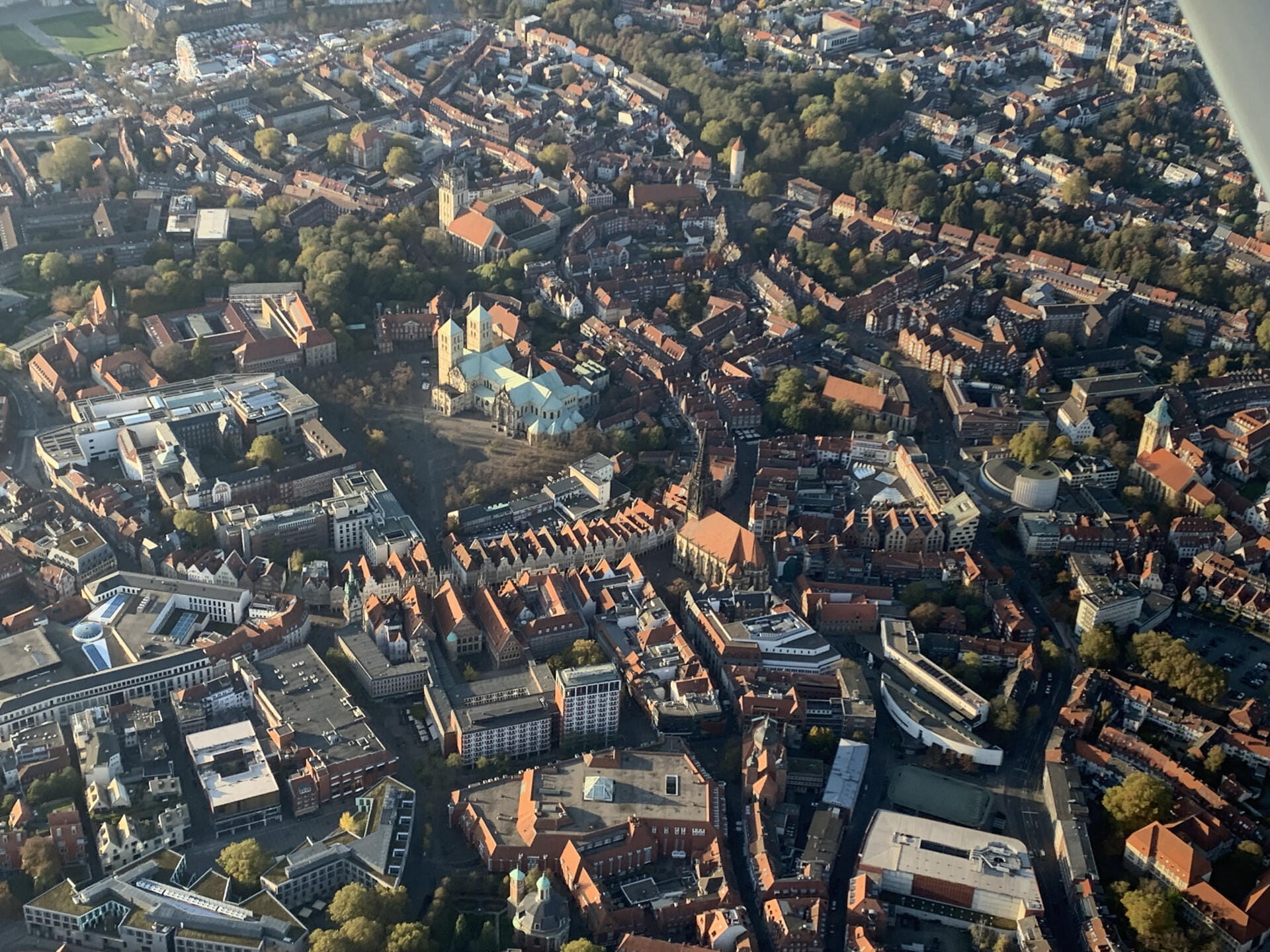 Vom FMO über Münster, das Münsterland oder Osnabrücker Land