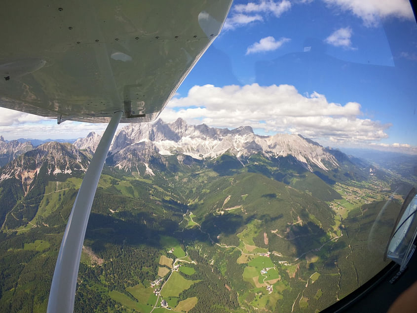 Rundflug wohin du gerne möchtest mit Start in Vilshofen