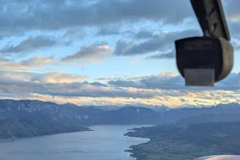 Alpen, Seen & Städte aus der Luft