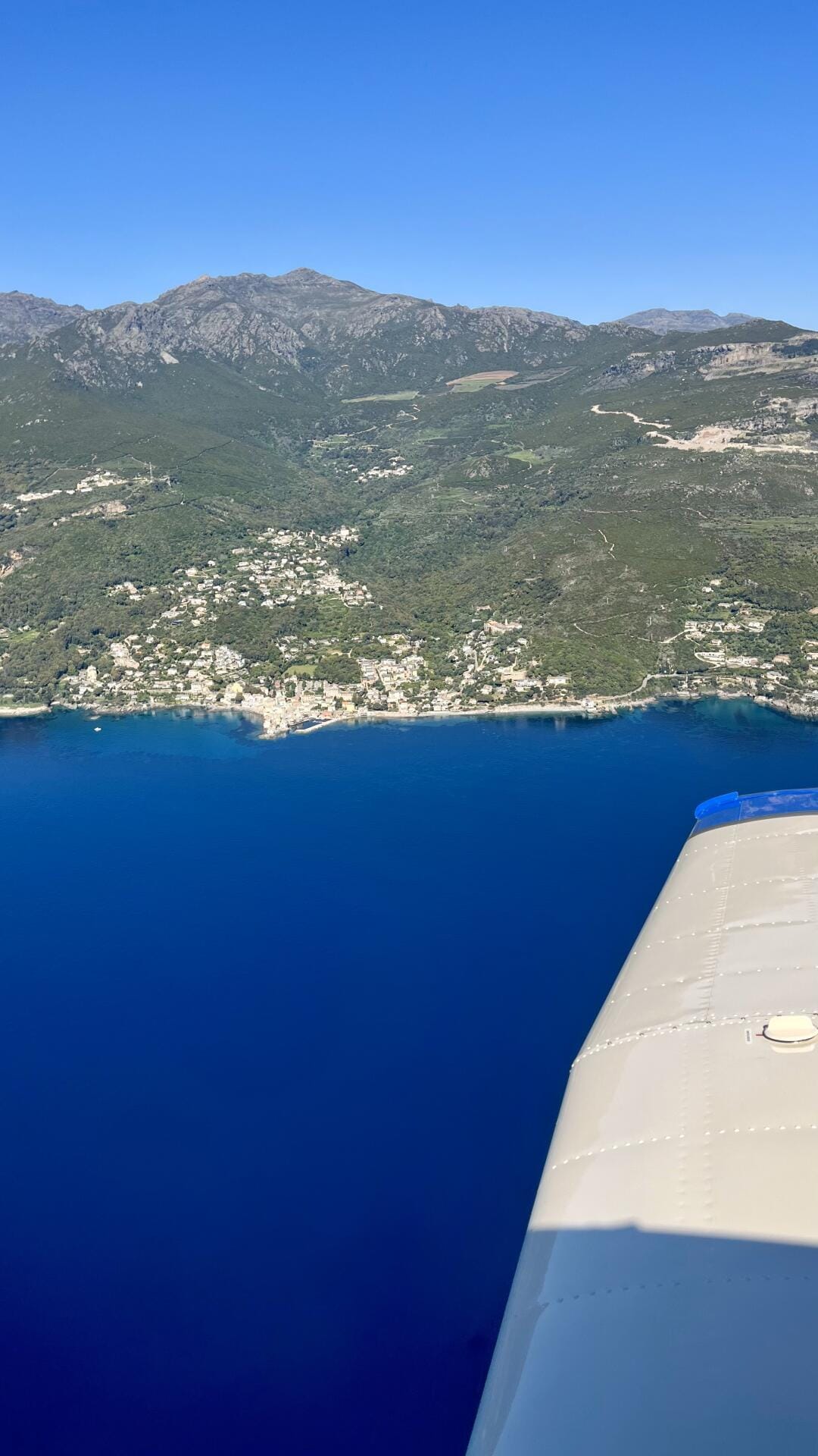 Balade aérienne à la découverte de la haute Corse