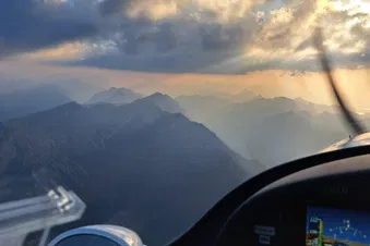 🛩️ Privatflug nach Wien – Alpenpanorama inklusive