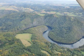 60 Min Scenic Flight Around Prague: Castles & Rivers
