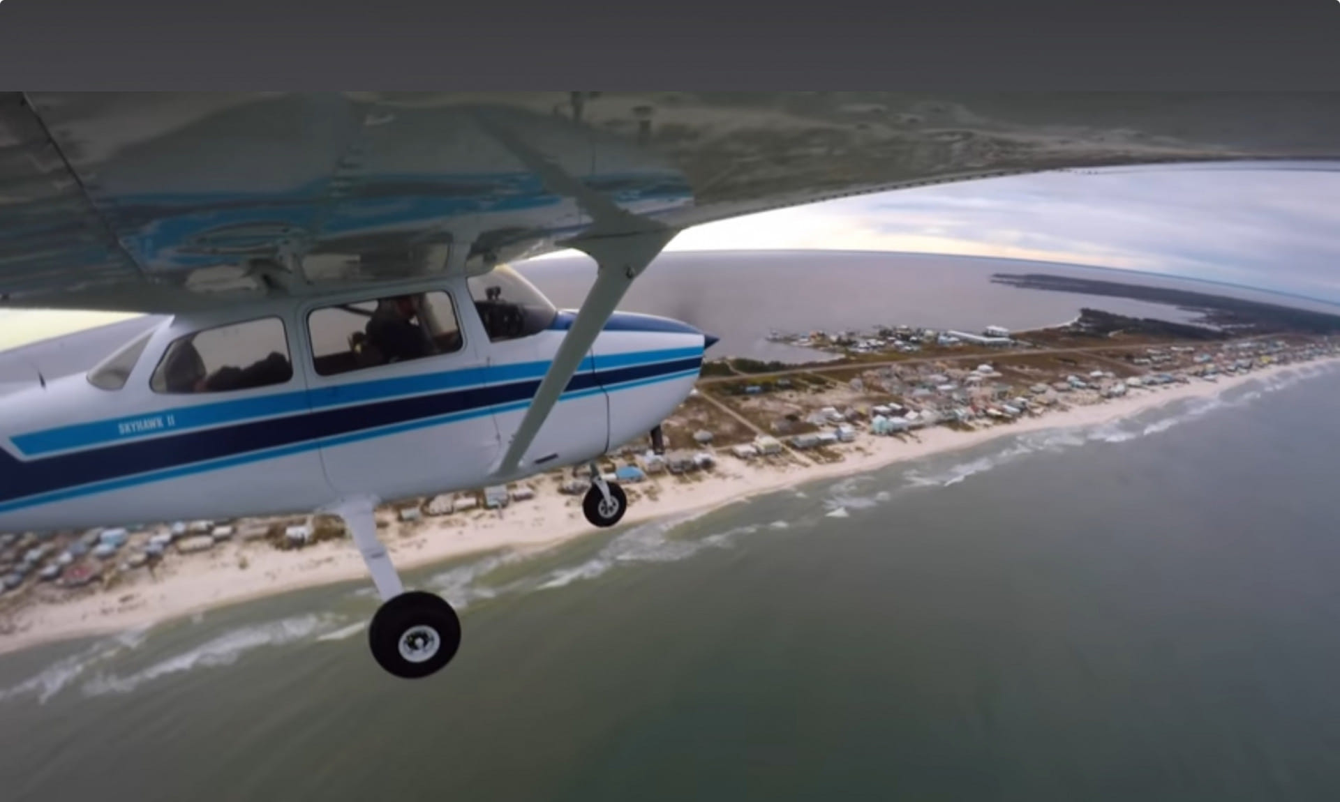 Cessna 172 Beach Tour