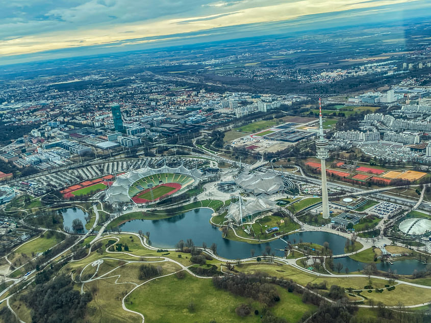 Rundflug über München, Allianz Arena, und Umgebung