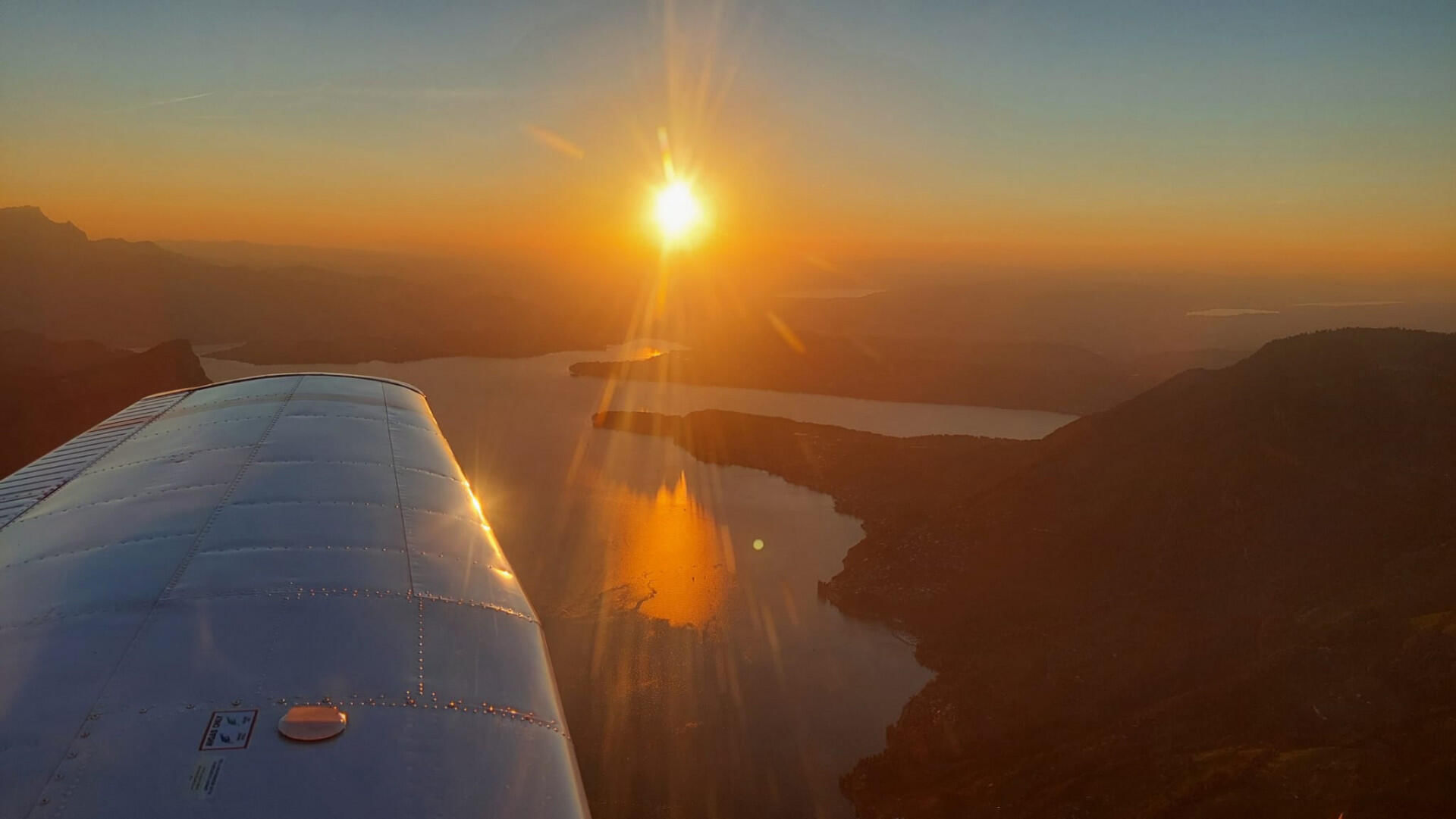 Rundflug über Luzern, Vierwaldstättersee und Zugersee